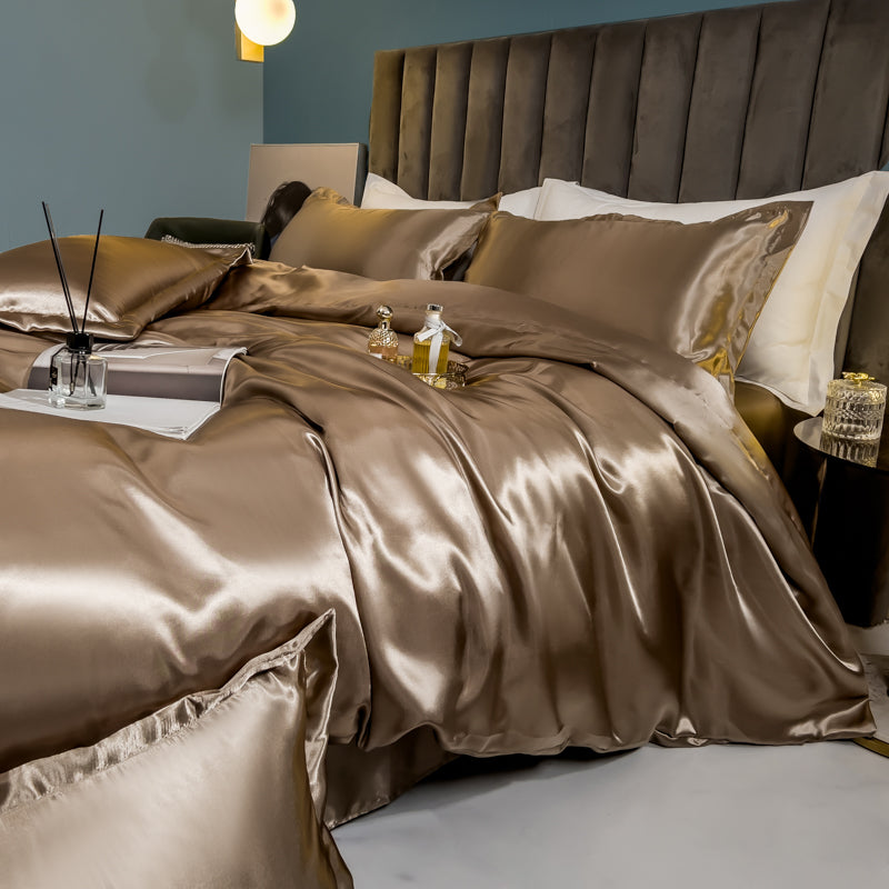 Solid Silk Bedding Set with Duvet Cover Bed Sheet Pillow Case Luxury Single Double Couple Rayon Satin Pillowcases Bedsheet